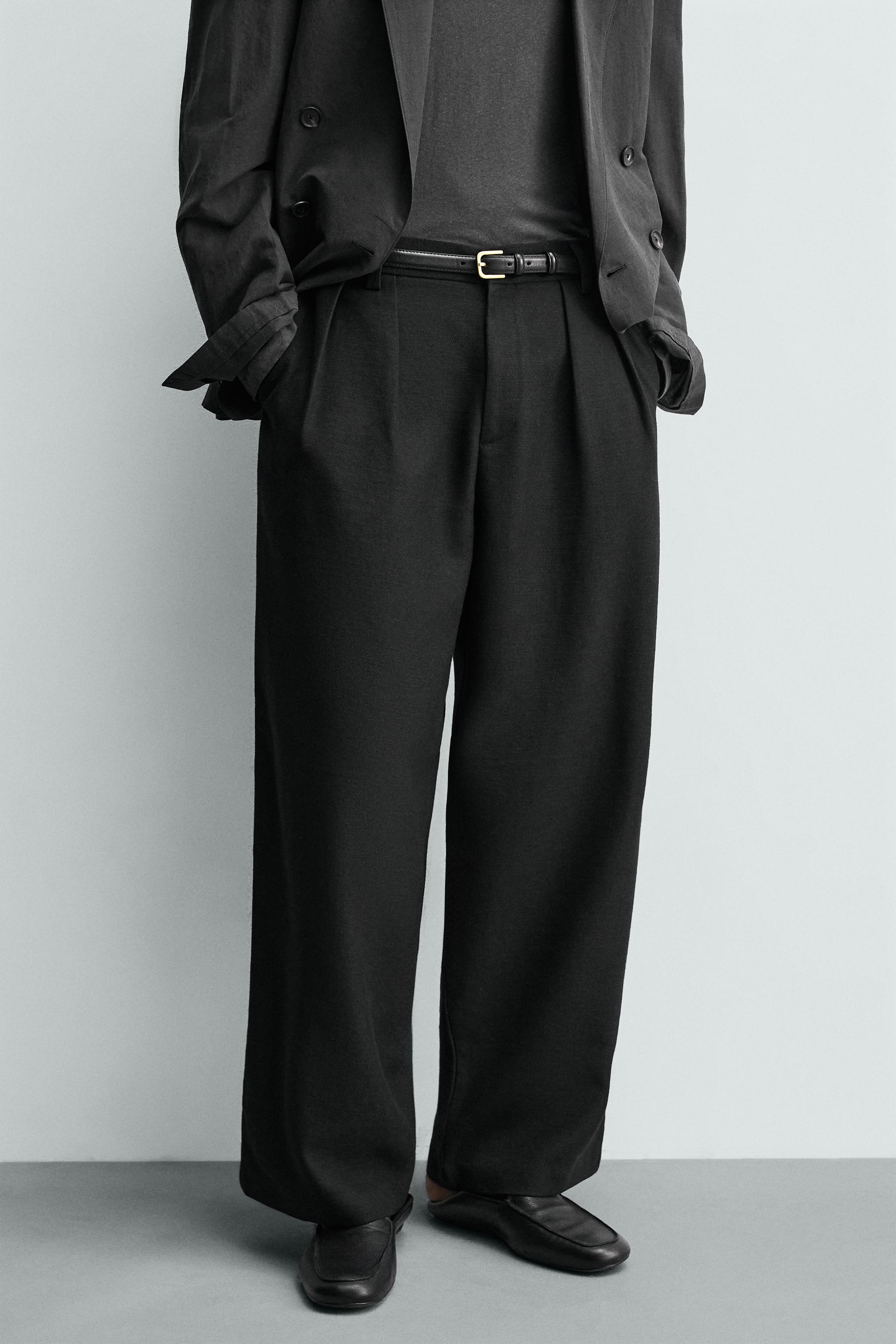 PLEATED RELAXED FIT PANTS